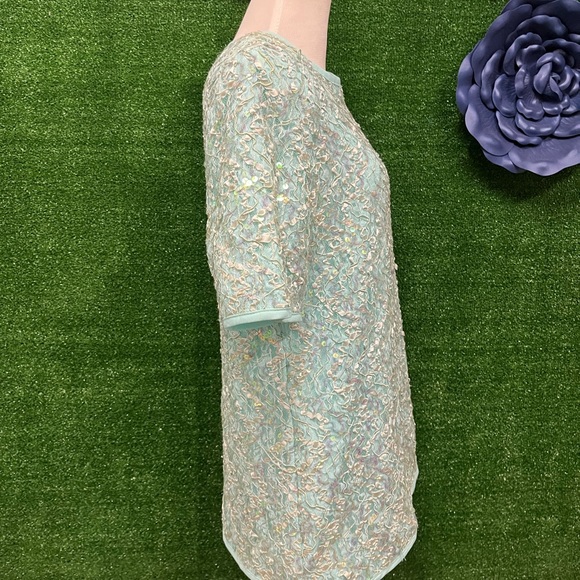 Vintage Caron Chicago blue sequin top fits like a medium, slight lose fit. - Picture 3 of 8